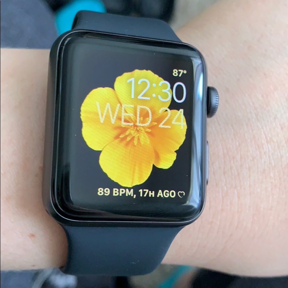 APPLE IWATCH SERIES 3